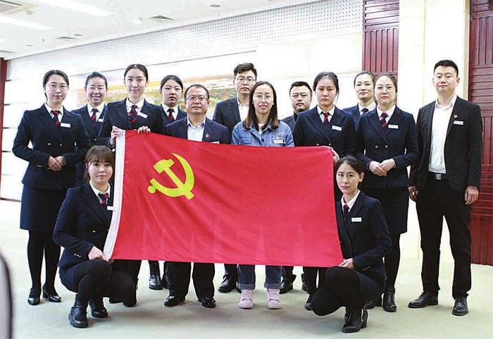 逃离幻想金字塔